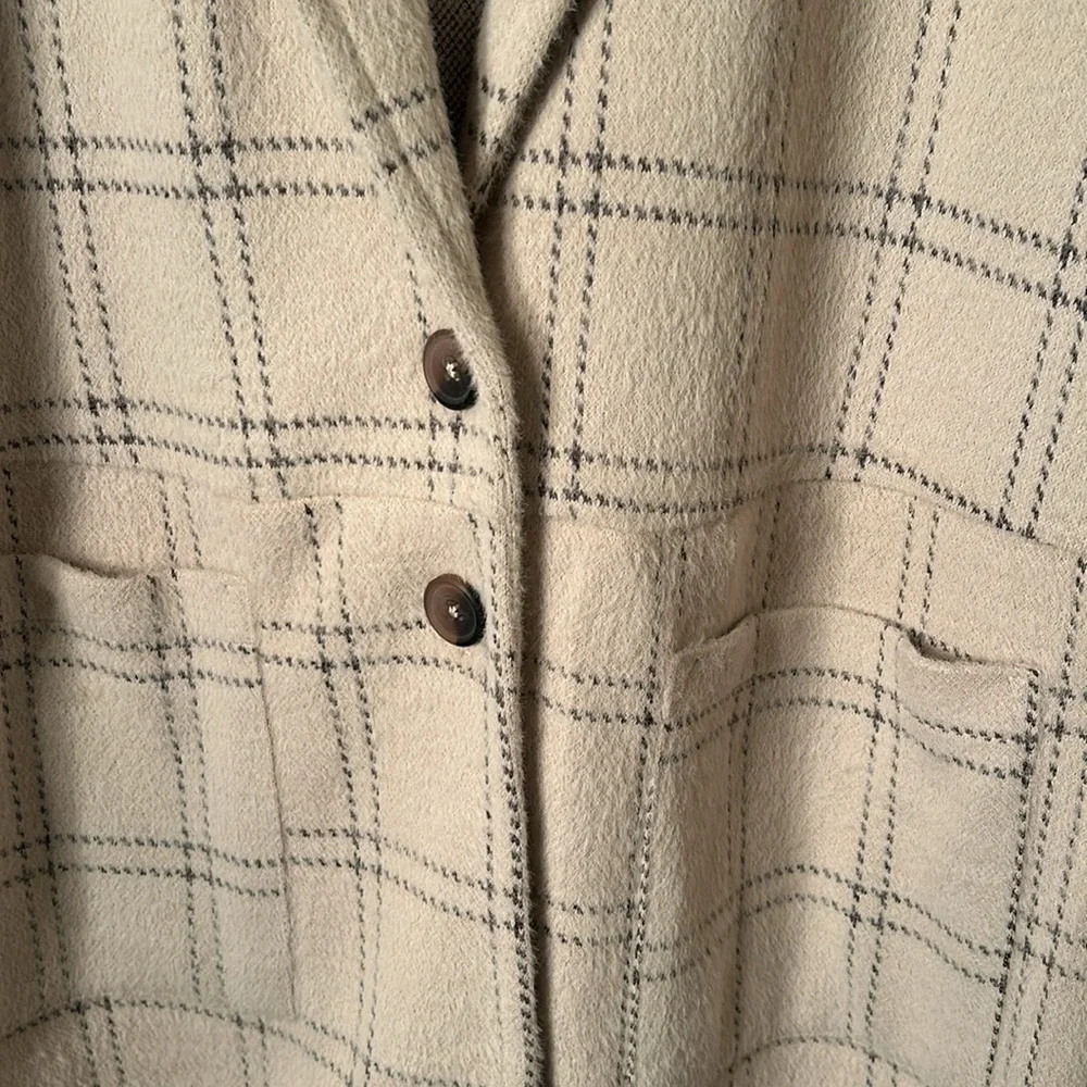 Maurices-Cute light weight coat 1X - Picture 2 of 7